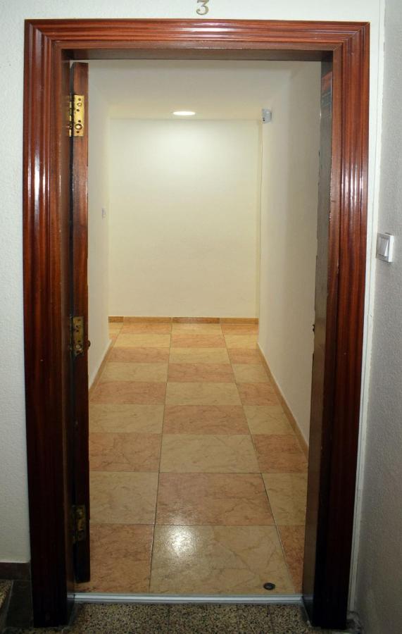 Apartamentos Atlas Terrassa II Exteriér fotografie